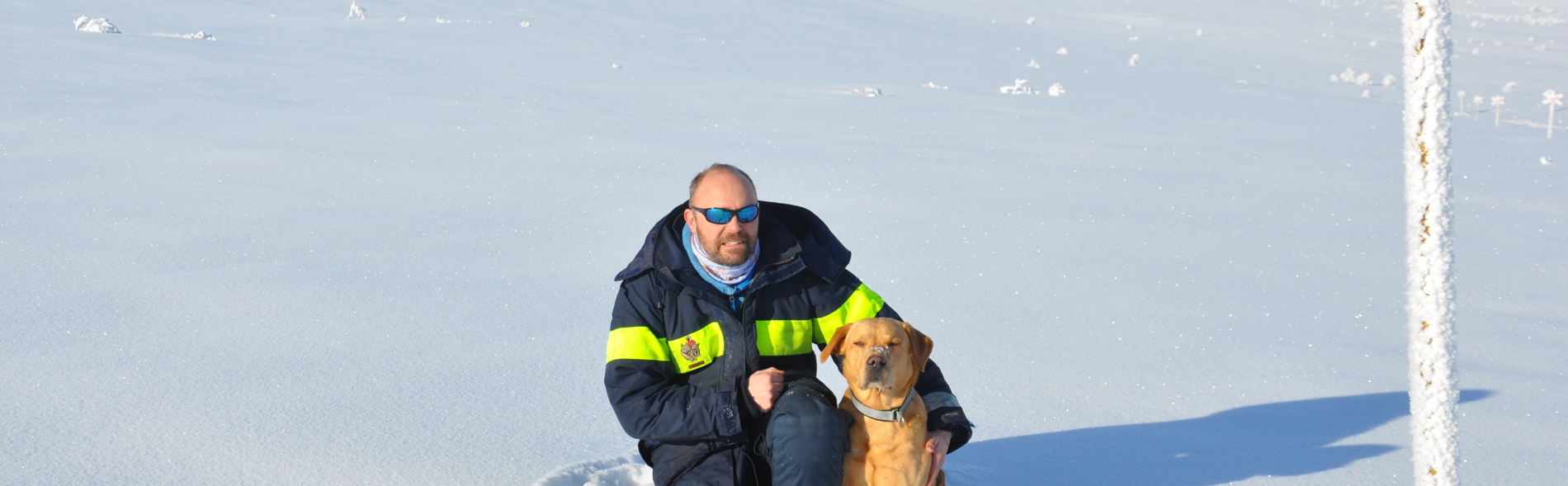 Porträtt Peter Schmitt med hund