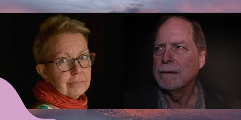 Två porträttfotografier med svart bakgrund ligger på mitten över ett fotografi av ett vatten och en himmel i solnedgång. Personerna på fotografier: till vänster en kvinna med kort ljust hår, glasögon och röd scarf runt halsen. Hon har ett neutralt ansiktsuttryck och tittar in i kameran. Till höger: En man med mörka kläder och grånande skäggväxt som tittar uppåt mot mitten av bilden. Under fotografierna syns en lila målad vågig kant. Text i bild: Författarsamtal Två romaner om det dunkla